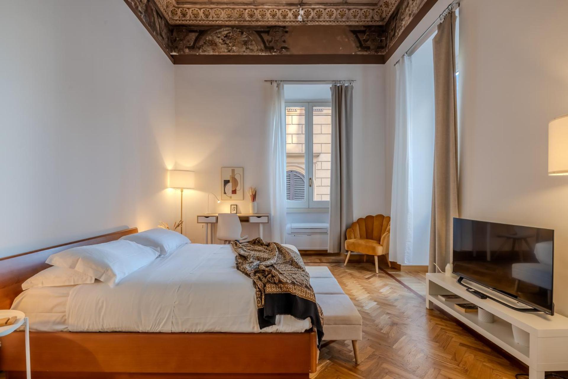 Storico In Zona Barberini Appartamento Roma